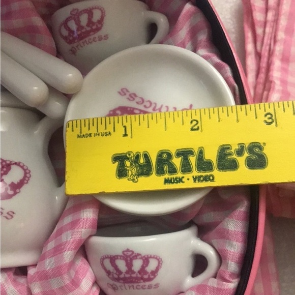 Princess 22 Pcs Porcelain Tea Set for girls - Picture 7 of 7